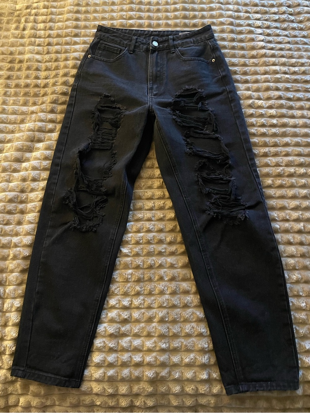 SHEIN | Women’s Black Distressed High-Waist Jeans | Straight Leg Jeans - Picture 7 of 16